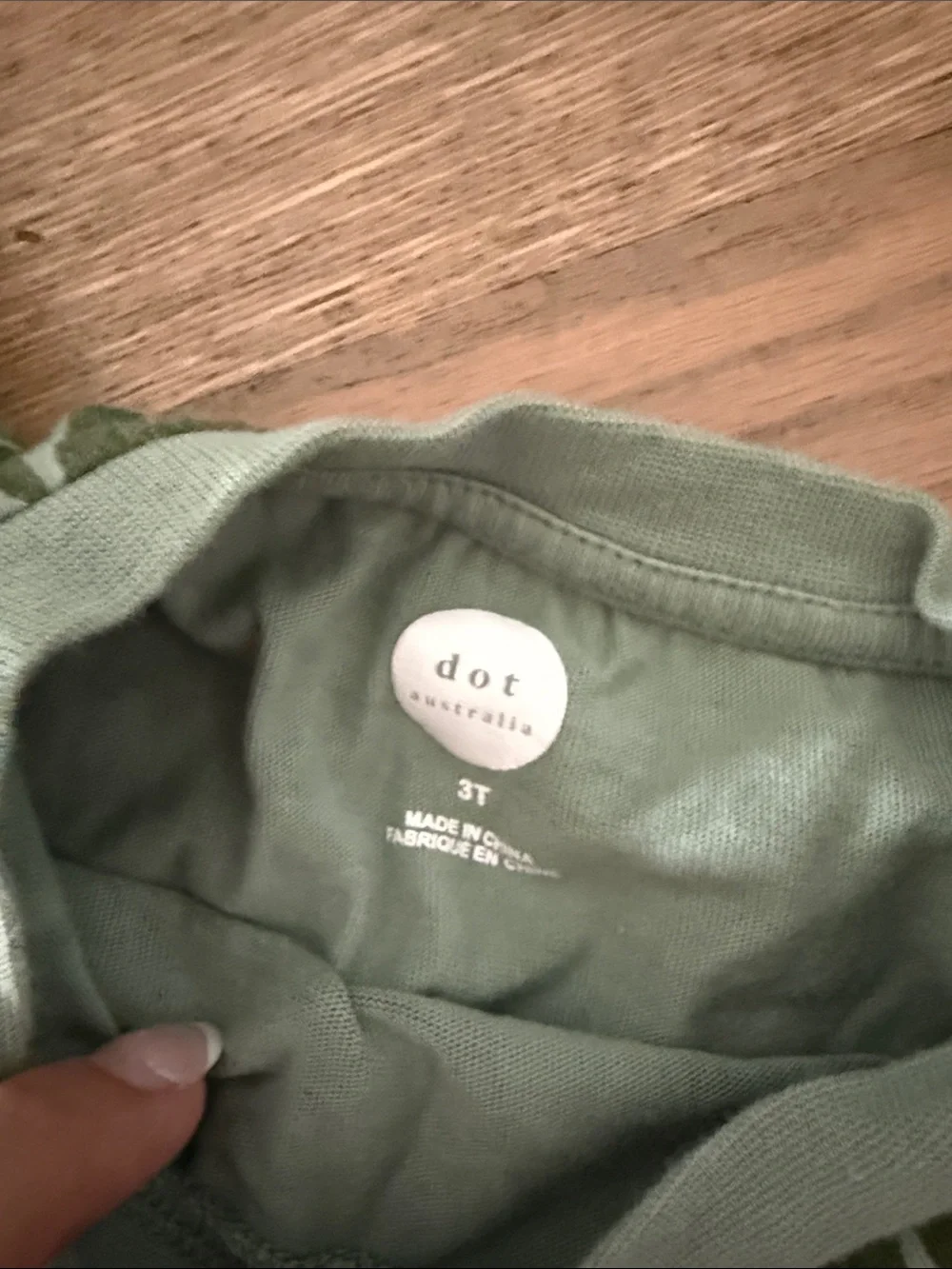 dot Australia soft green